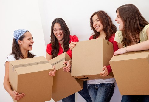 Moving team handling flat removals in Tottenham