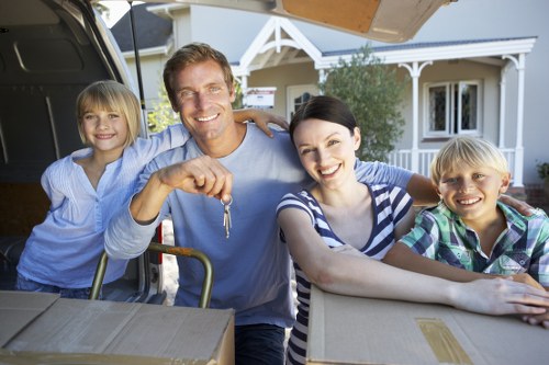Business packing services in Tottenham for office relocation