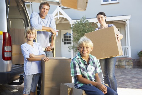 Secure storage units suitable for removals and storage in Tottenham
